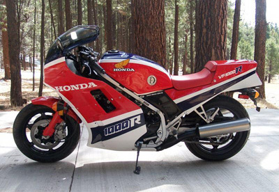 [Image: 1985-Honda-VF1000R-Red-4727-1.jpg]