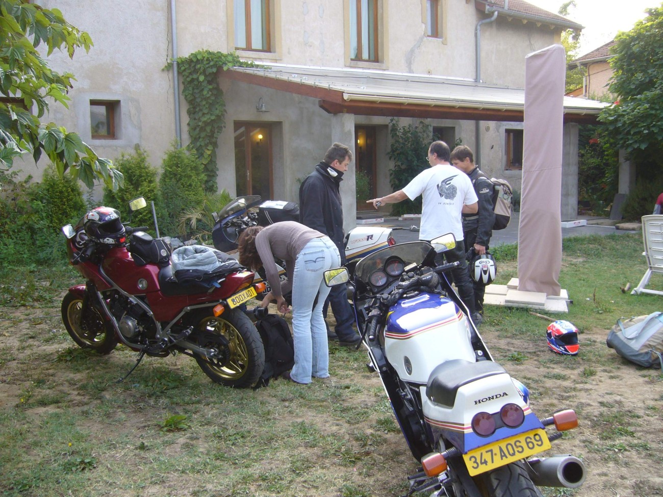 2009V4H80_0002.jpg